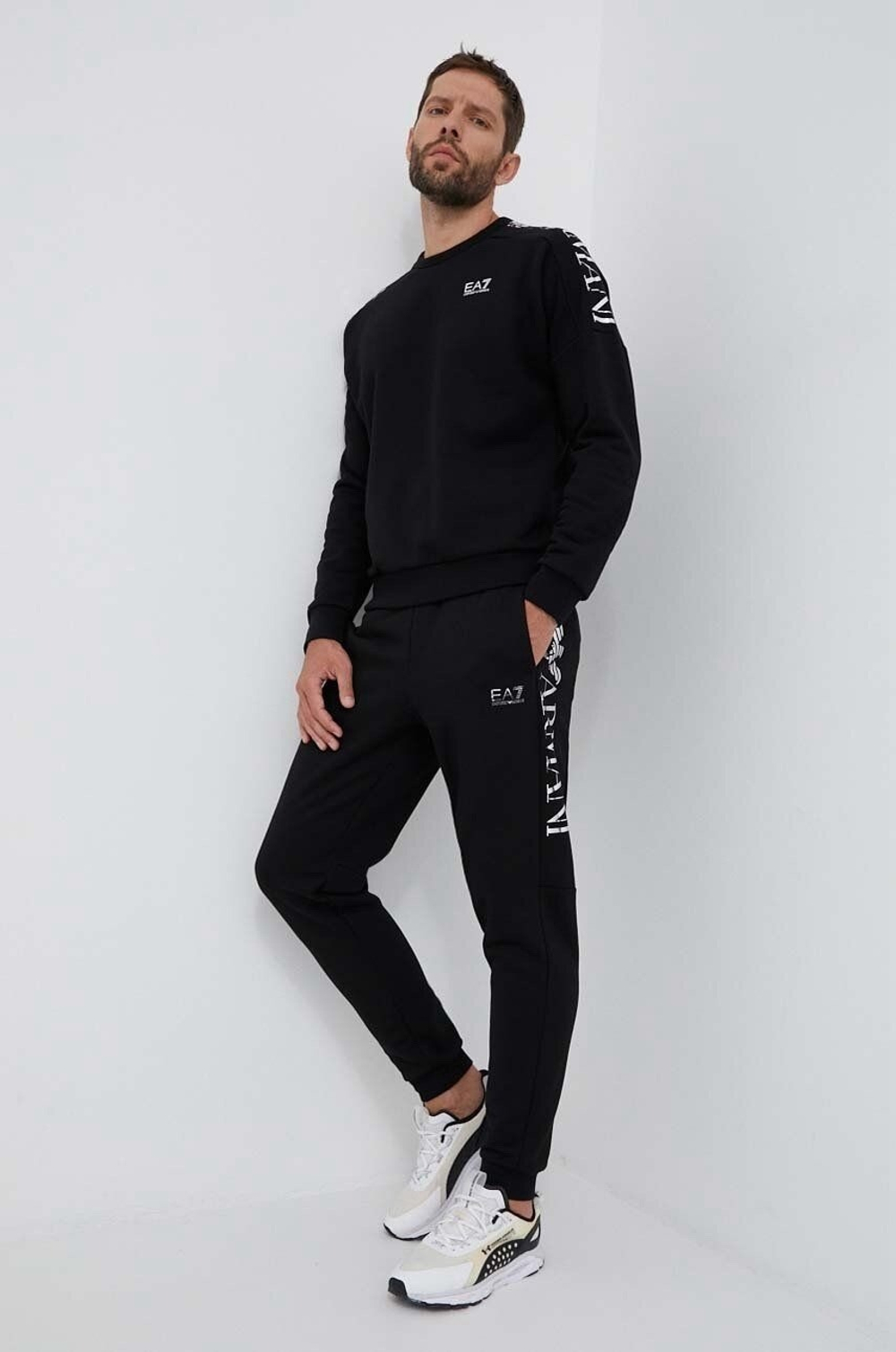 Брюки мужские EA7