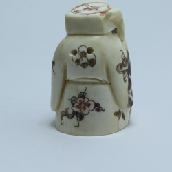 Нэцкэ Эбису с карпом и посохом