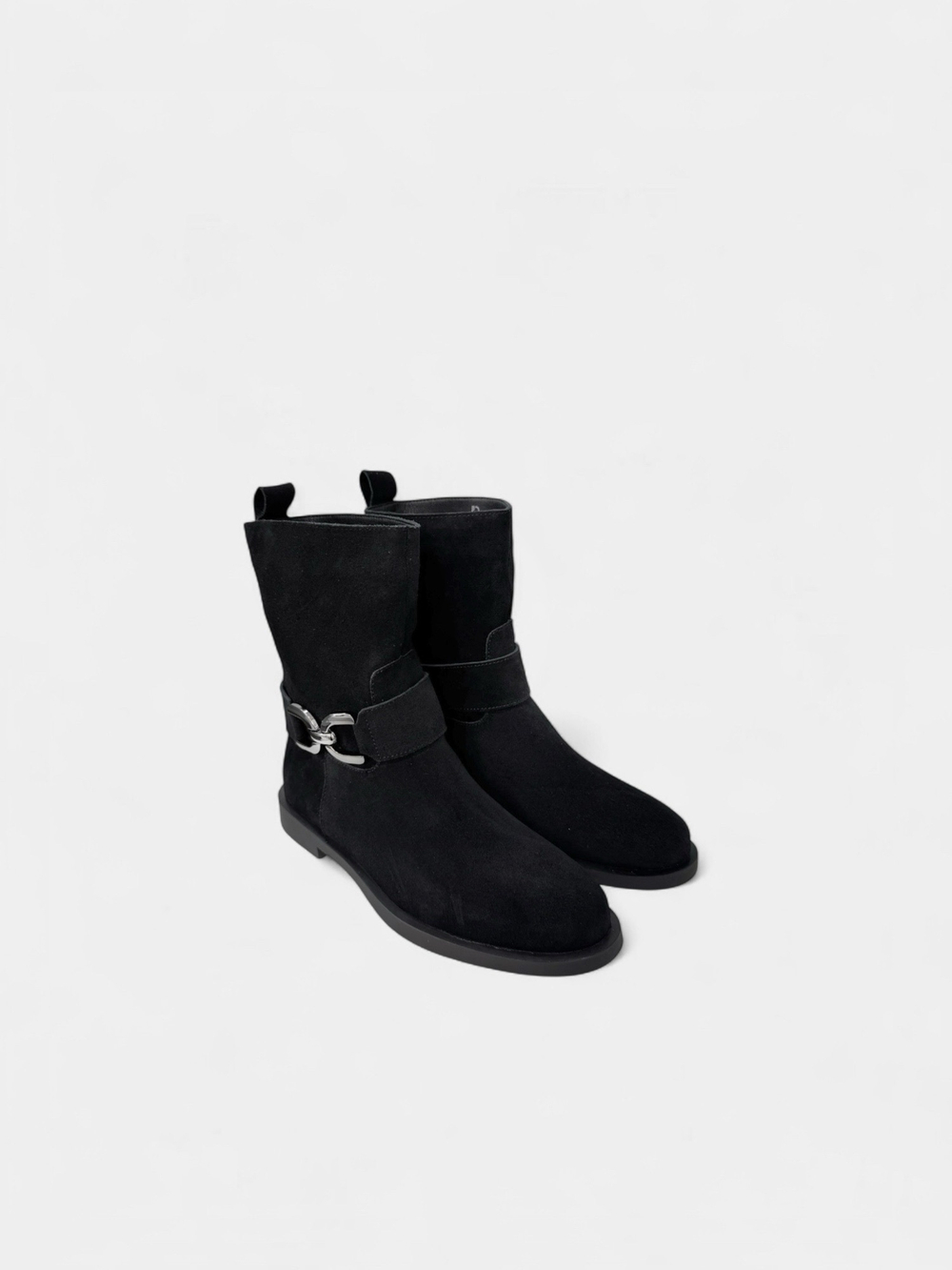 Ботинки со съемным декором