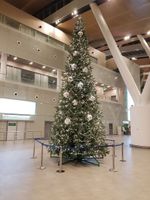 Большая елка с гирляндой «Сказочная светодинамическая» (литая+пвх) 6 м