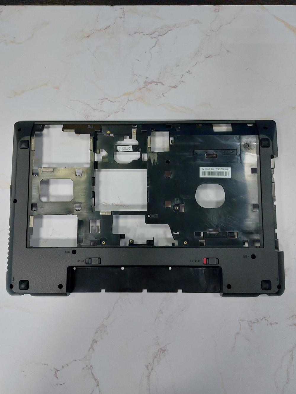 Нижняя часть корпуса (поддон) для ноутбука Lenovo G580 (90201358), оригинал