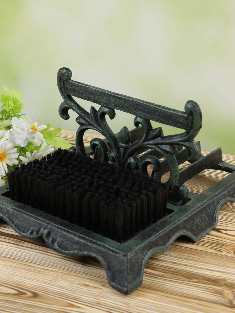 Iron Garden Подставка-скребок с щеткой для обуви