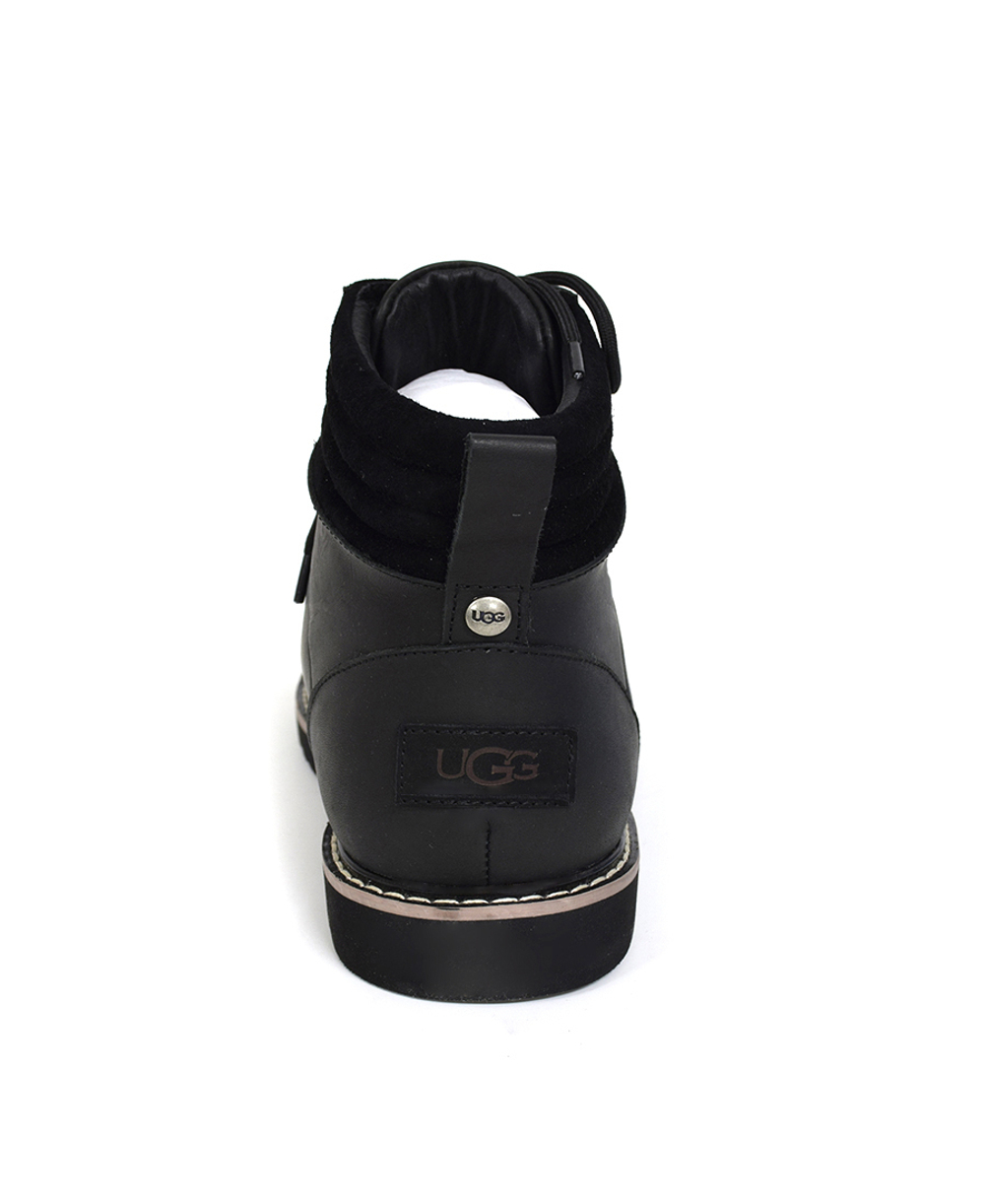 CAPULIN Black
