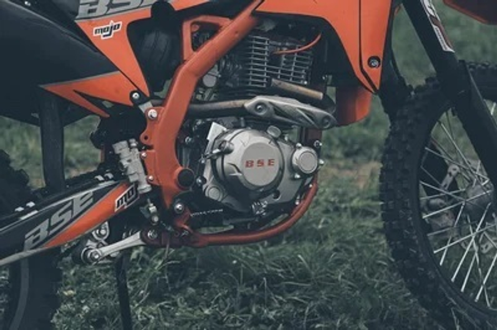 Мотоцикл кроссовый эндуро BSE Z11 1.0
