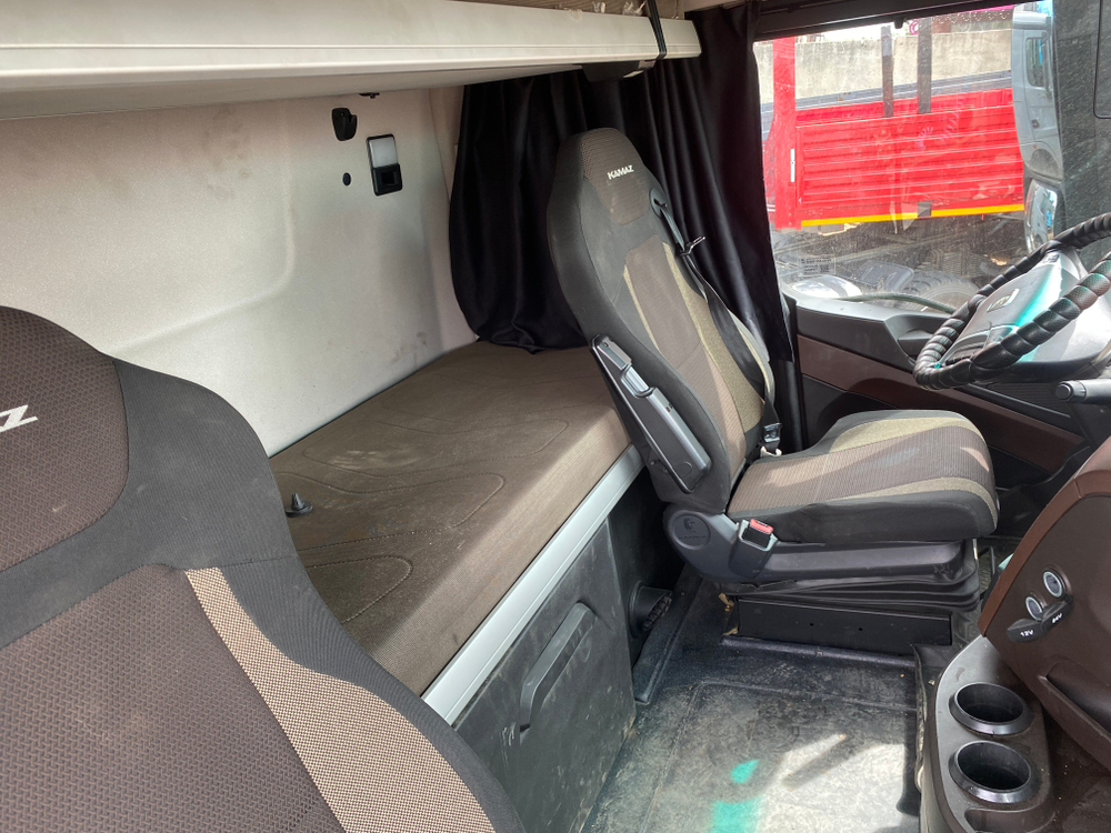 КамАЗ 54901 4x2 Седельный тягач 54901-94 (Дизельный, 11,9 л, 450 л.с., АТ)