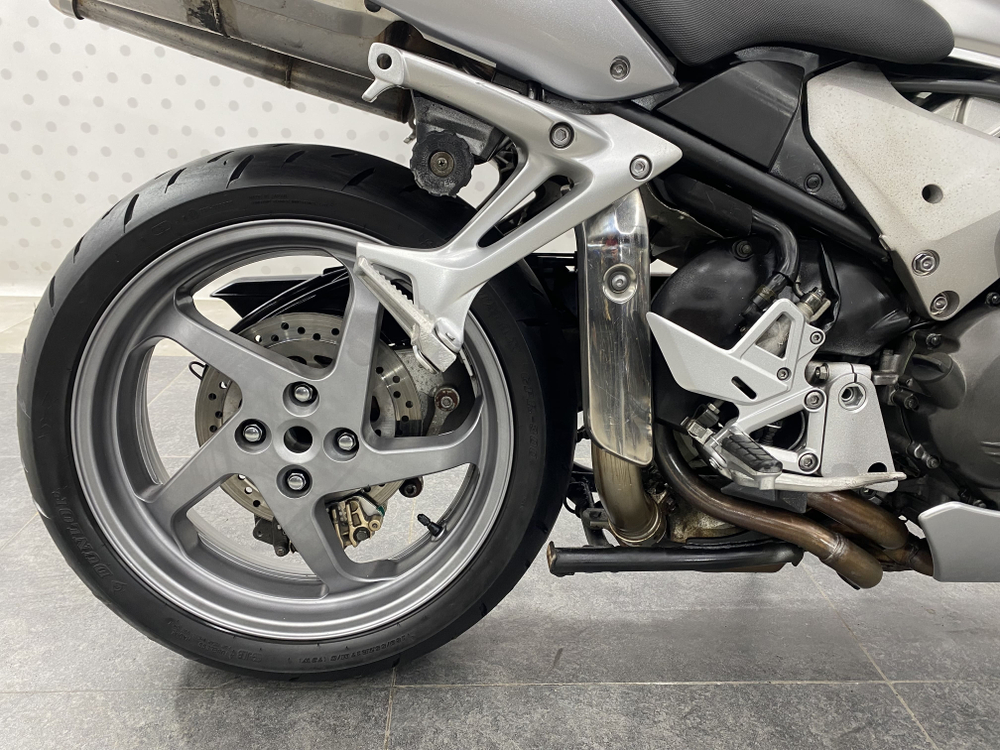 Honda VFR800F , 2005