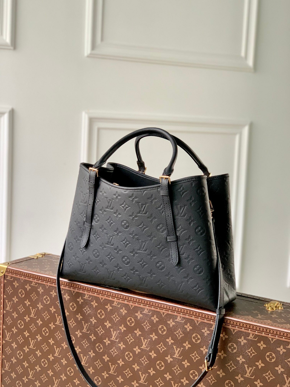 Louis Vuitton Babylone Tote MM