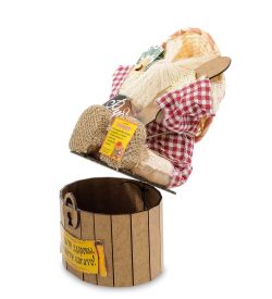 DO-114 Домовик Славуся на сундук с топором и дровами - Вариант A