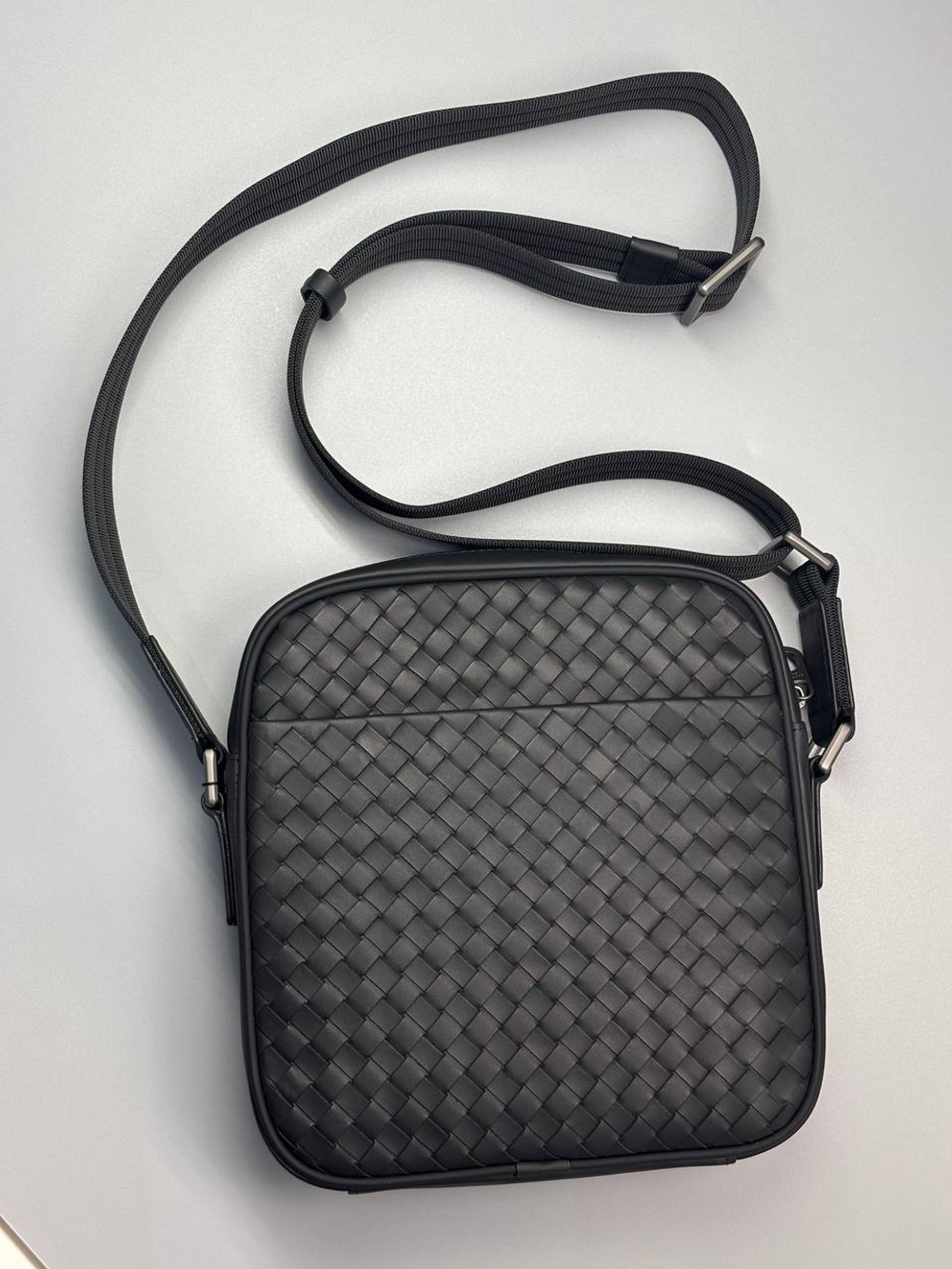 Сумка-мессенджер Bottega Veneta
