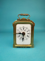 Каретные часы с будильником