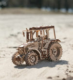 Трактор Беларус-82 от EWA - Деревянный конструктор, сборная модель, механический 3D пазл