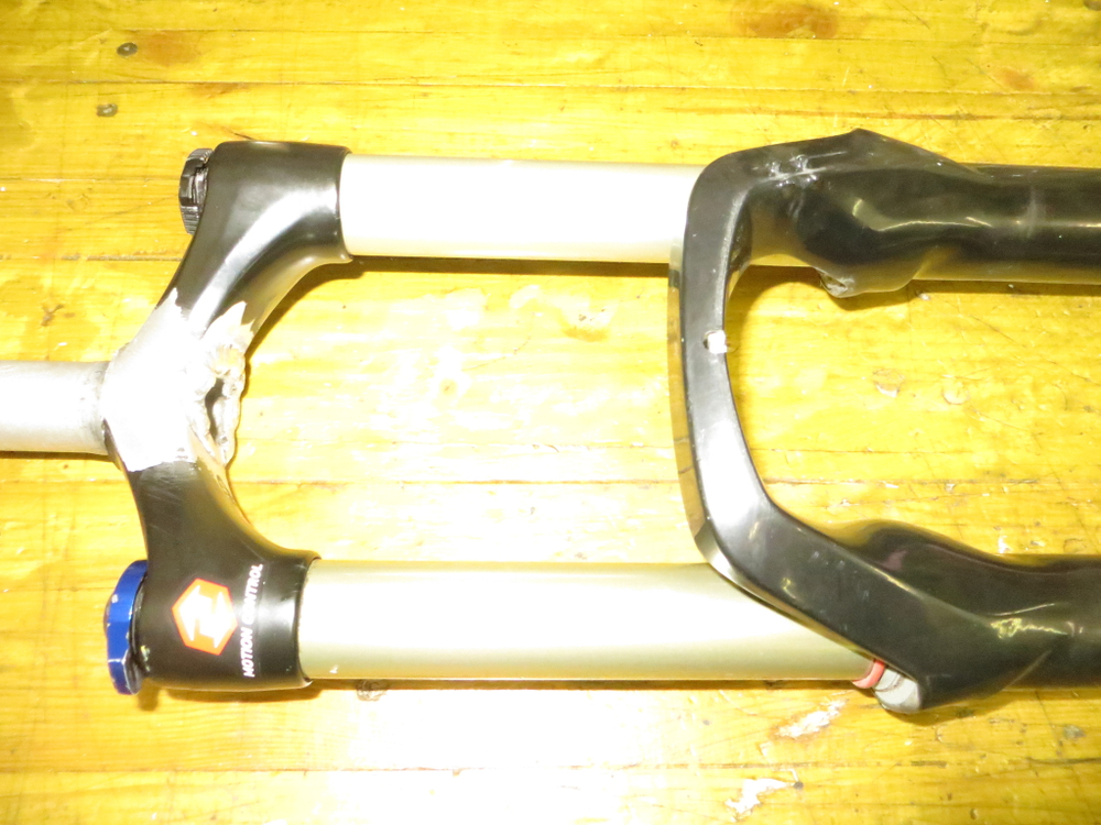 Вилка для экстремальной езды Rock Shox Argyle + запчасти