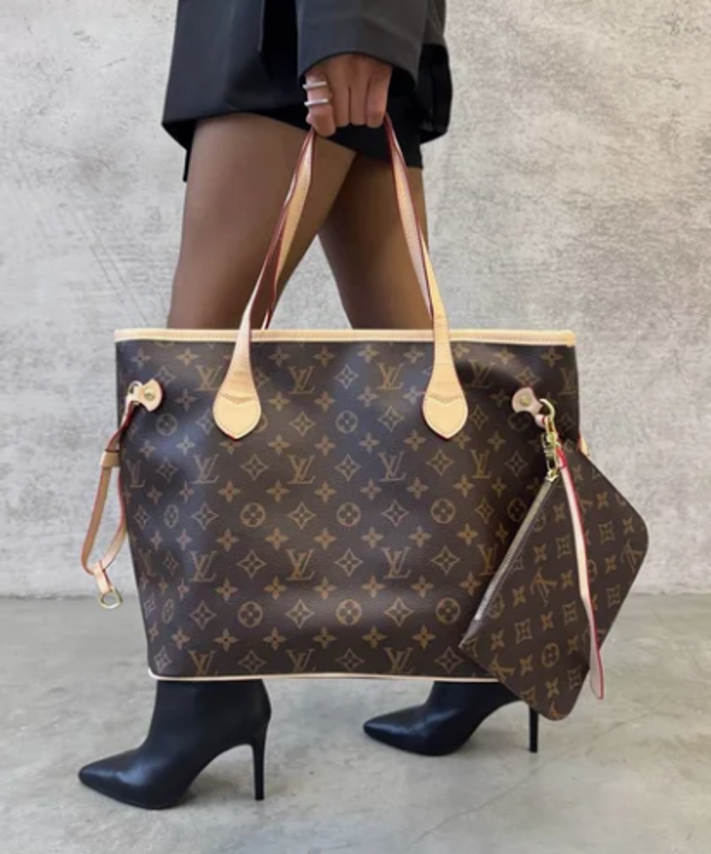Сумка Louis Vuitton стильная