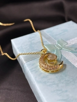 Колье с кулоном Луна Полумесяц и проекцией Я тебя люблю