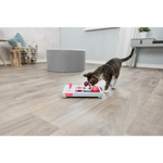 Игрушка для кошек Trixie Brain Mover, размер 25×20см., белый / красный