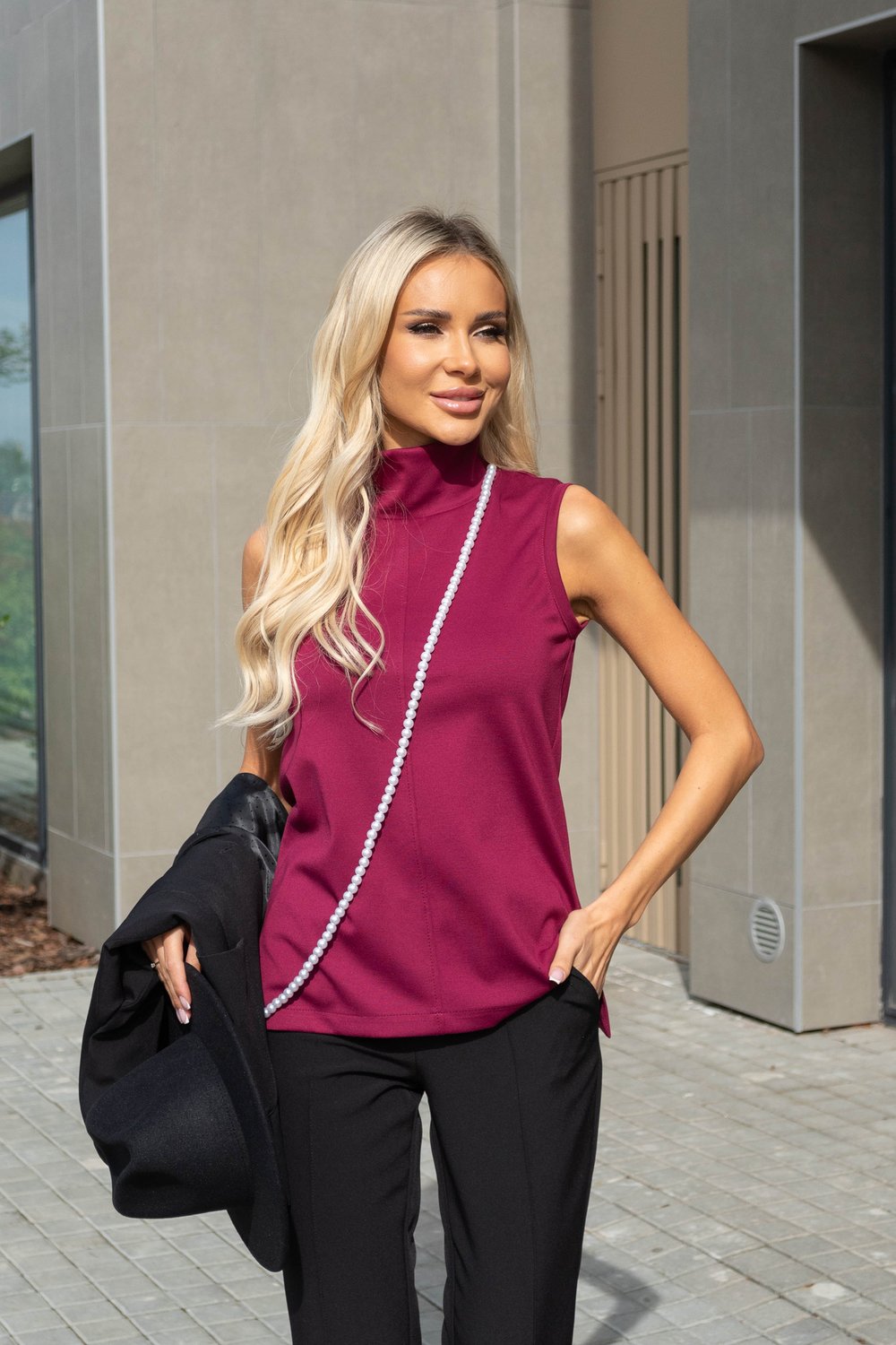 Бордовый топ без рукавов из вискозы