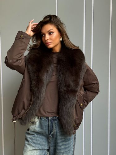 Шоколадная пуховая парка с мехом лисы