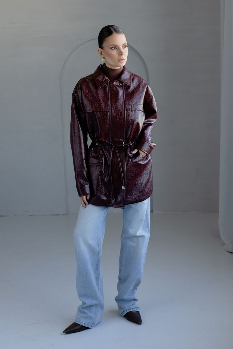 Парка из эко-кожи бордовая