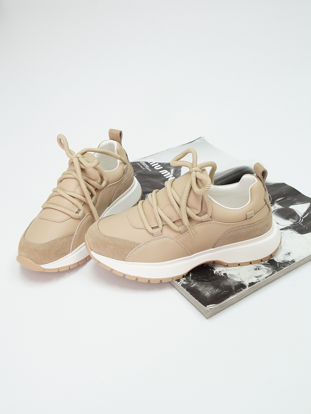 Кроссовки женские демисезонные