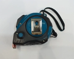 Рулетка измерительная 5 м, скоба крепления, автостоп 2,5 м Makita (PGC-80520)