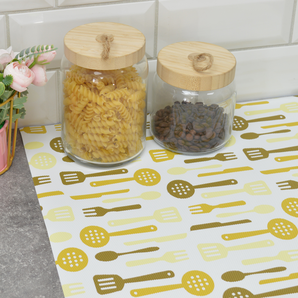 Коврик для кухонных ящиков в рулоне 45*150см "Ложки-вилки", желтый