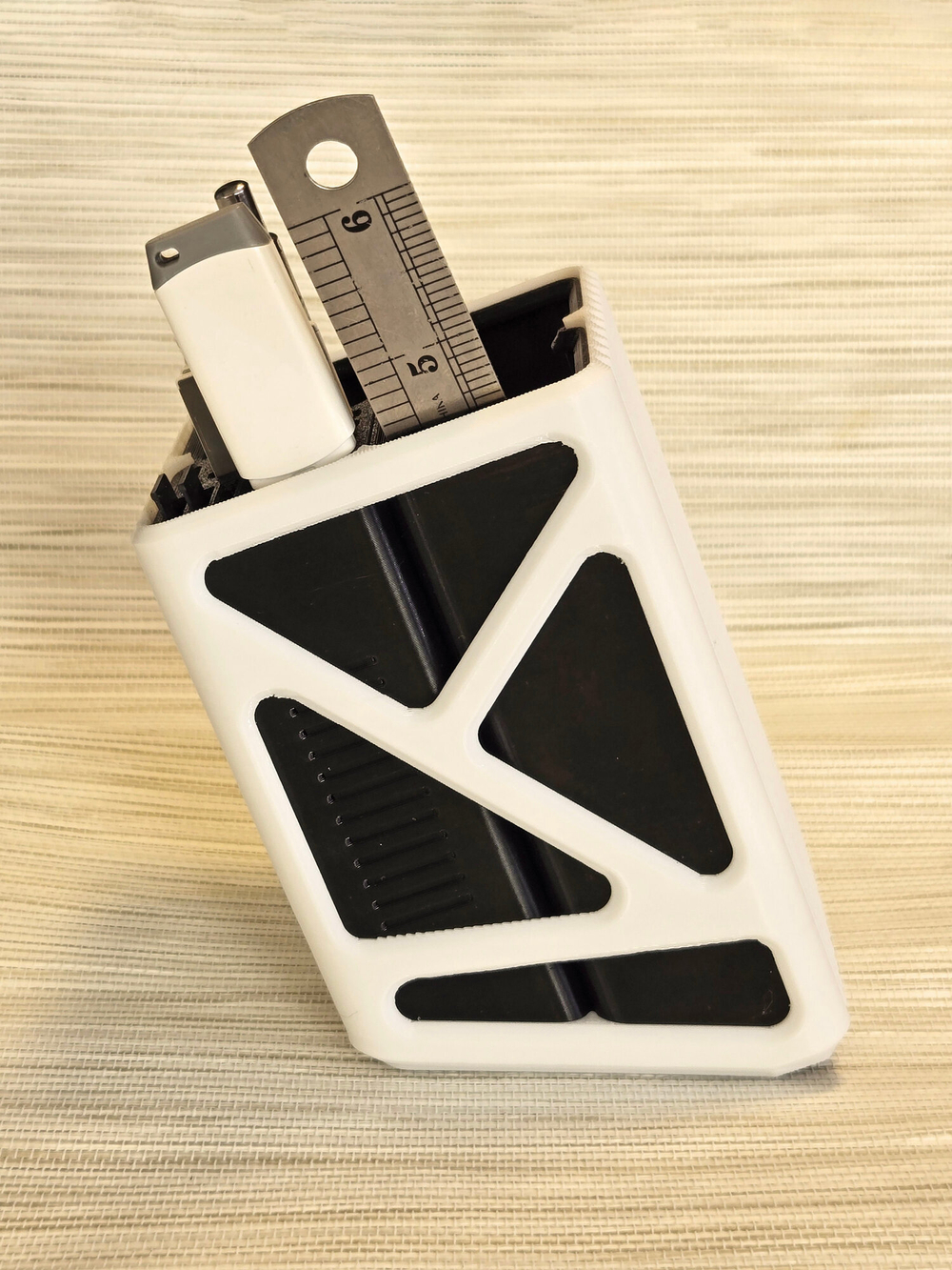 Подставка для ручек "Модулар", пластик, 3D-печать, чёрная с белым