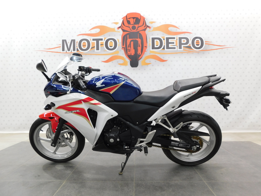 Honda CBR250R 038396