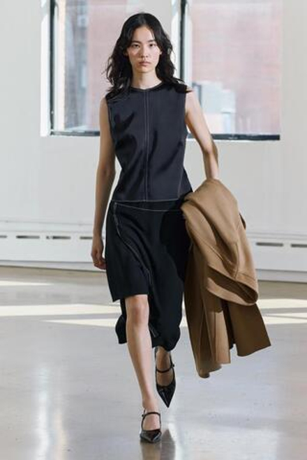ZARA ТОП С ДЕКОРАТИВНОЙ СТРОЧКОЙ — ZW COLLECTION, ЧЕРНЫЙ