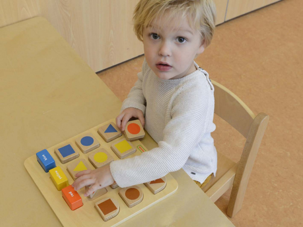 Сортировка: цвет и форма