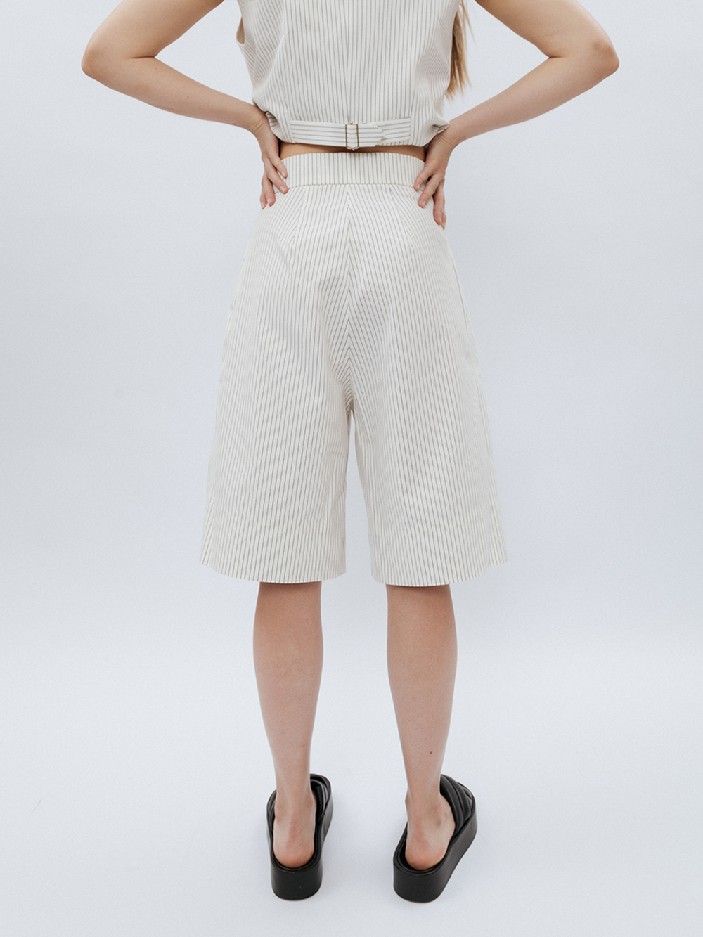 Шорты Steal White Stripe