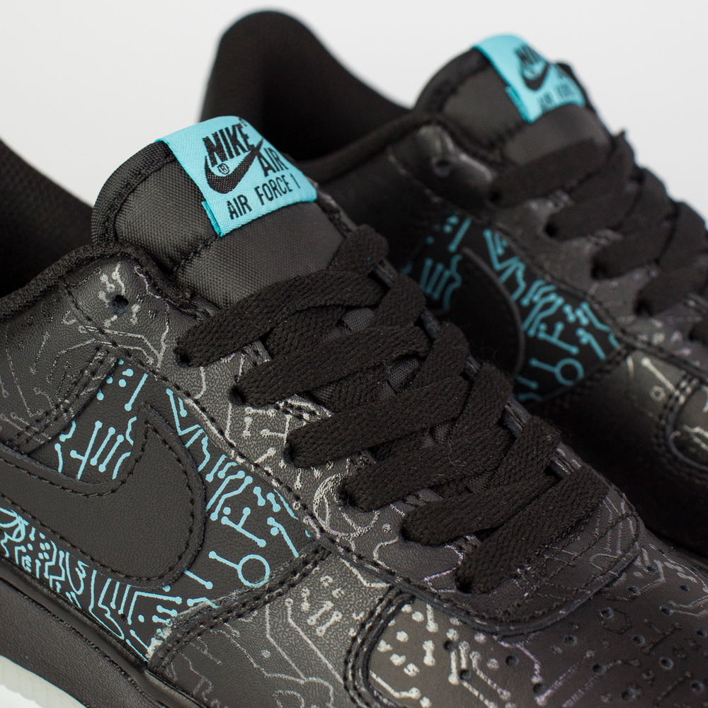 Кроссовки Nike Air Force 1 Low Wmns Computer Chip