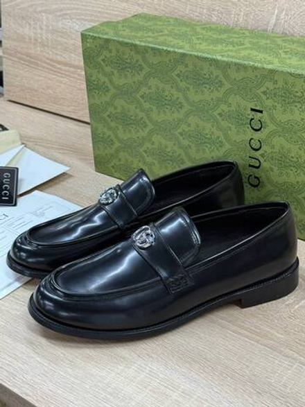 Туфли чёрные Gucci