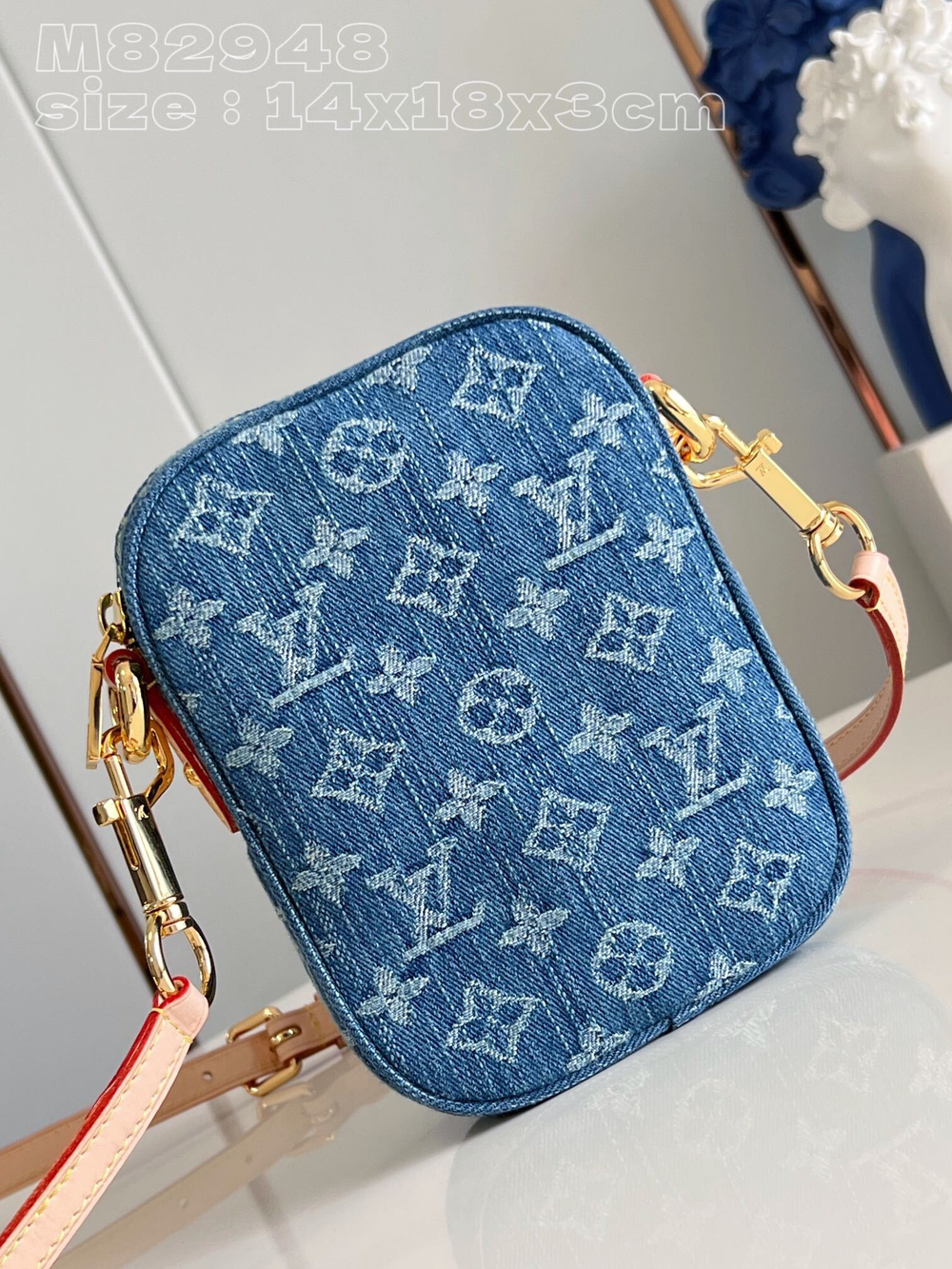 Louis Vuitton Fairfax Pochette