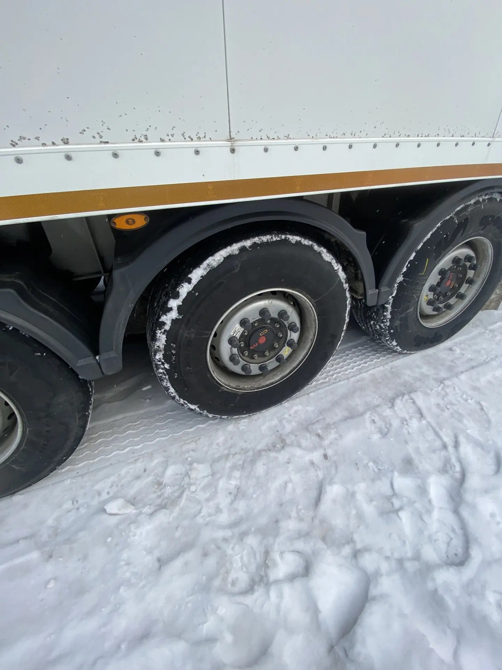 MAMMUT TY 330* Полуприцеп изотермический/рефрижератор TY 330-A (Рефрижератор)