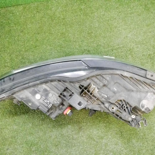 Фара правая Audi A6 4 C7 (2014-2018) LED (В пленке)