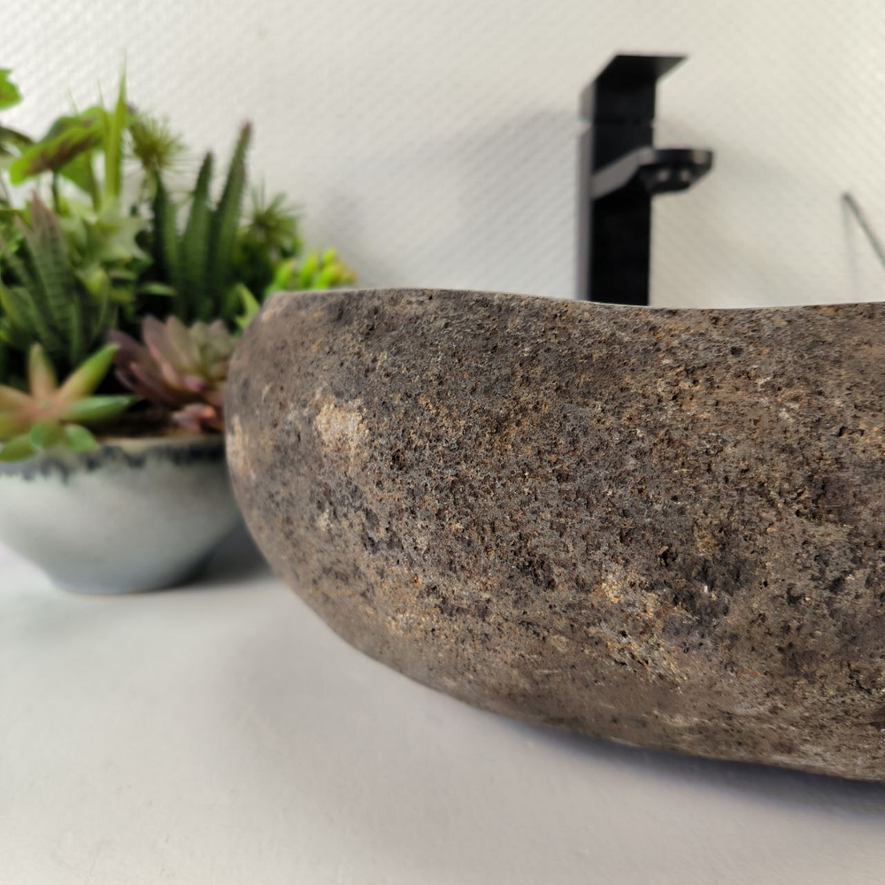 Раковина из речного камня RS-65417 42*39*15 0861