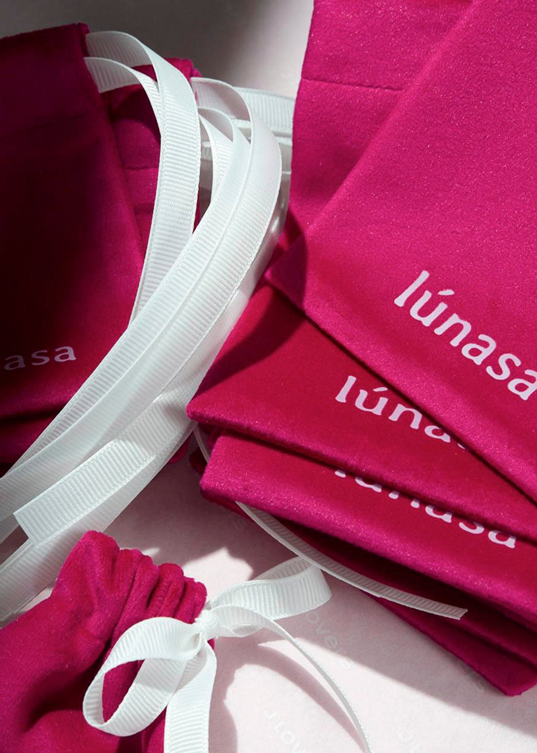 Кейс брендированных мешочков