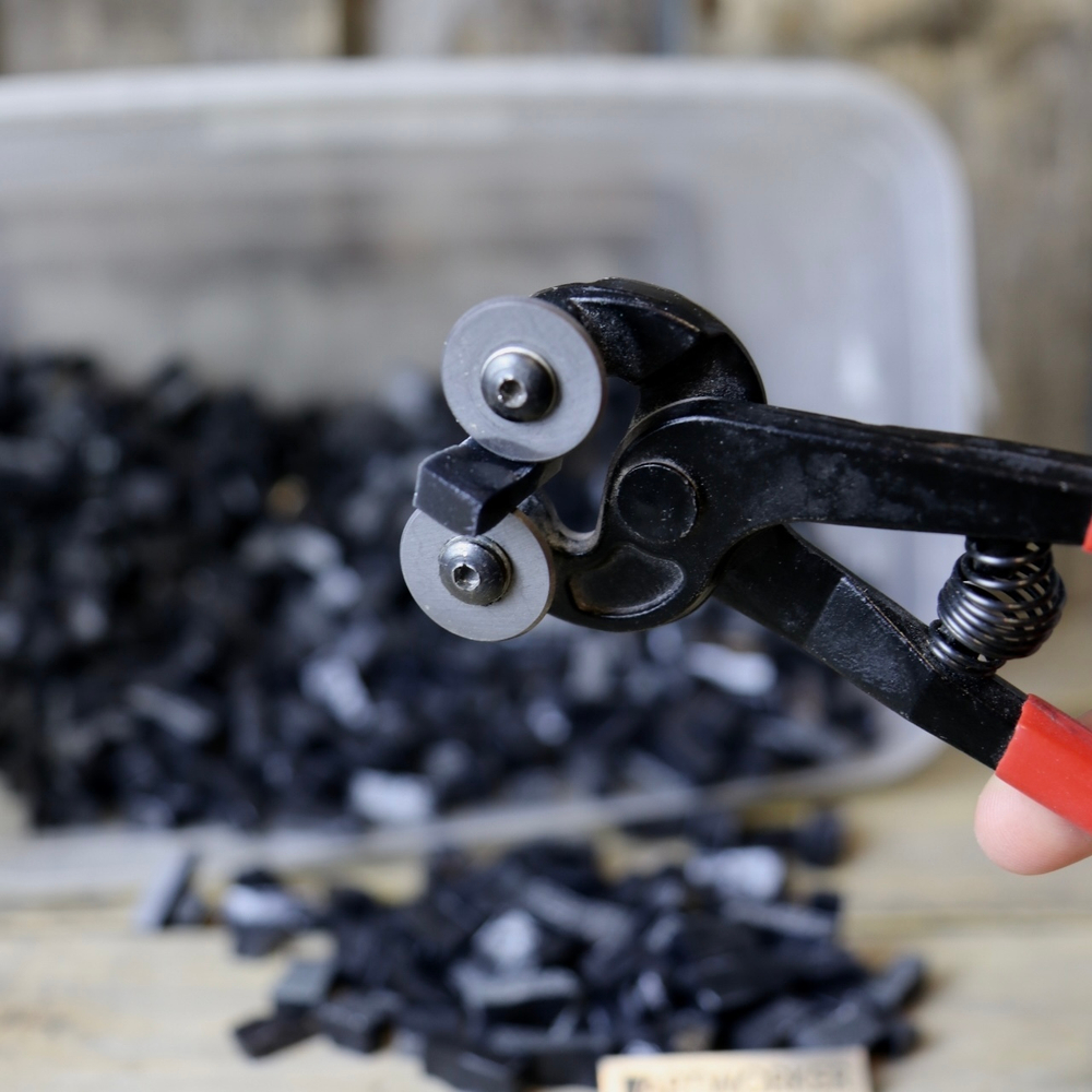 Смальта  для мозаики разных цветов, разные цвета в одном наборе. Доставка по всей России.