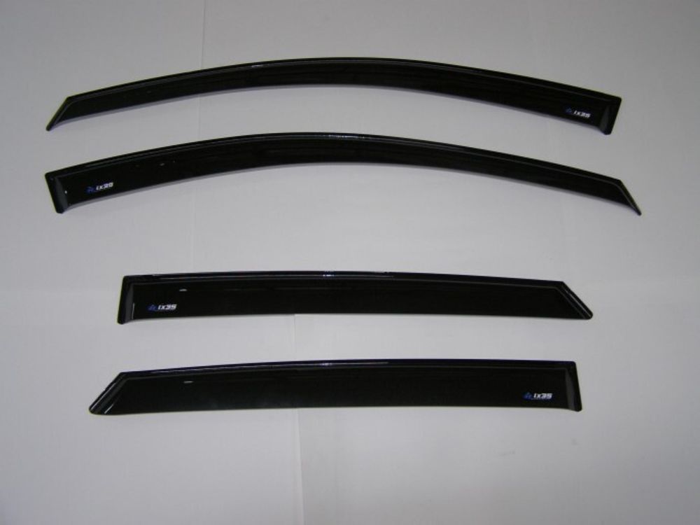 Ветровики Hyundai IX35 с 2010 г. (VAD)