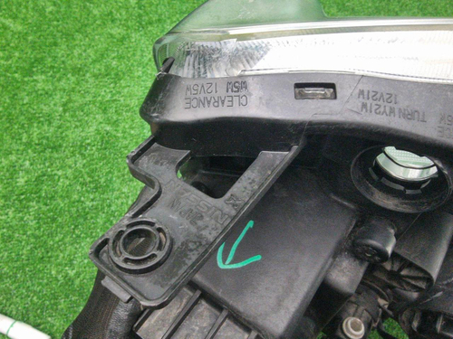 Фара левая Nissan X-Trail Т31 (2010-2015) ксенон