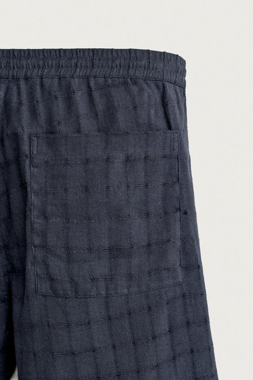 ZARA ШОРТЫ ИЗ ЖАККАРДА В КЛЕТКУ ИЗ ЛЬНА И ХЛОПКА, МОРСКОЙ СИНИЙ