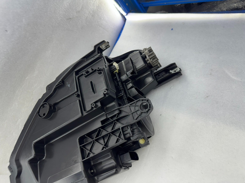 LED фары Volkswagen Bora оригинал