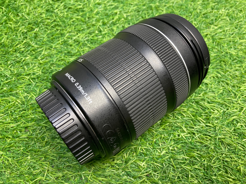 Canon EF-S 18-135mm 3.5-5.6 IS STM