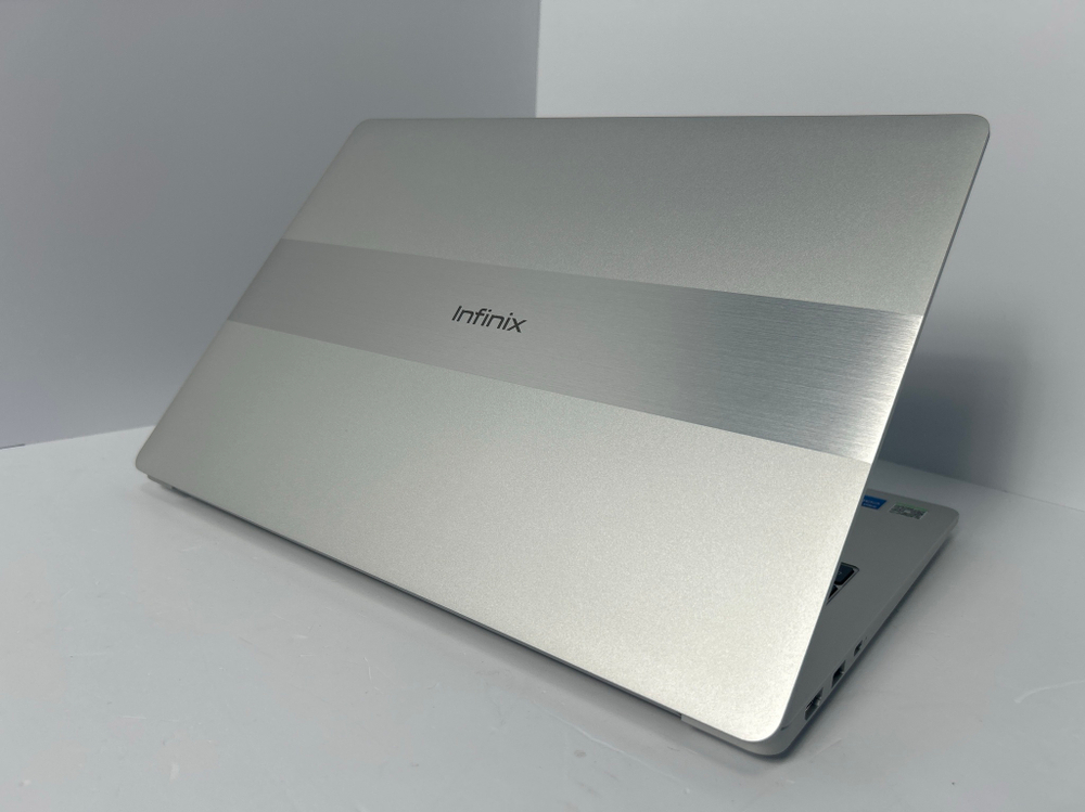 Ноутбук Infinix Inbook Y3 Max (YL613) 16"/Intel Core i5 1235U/RAM 16GB/SSD 512GB/Intel Iris Xe Graphics/1920x1200/IPS/Windows 11/Подсветка кл-ры:LED/серебристый. Состояние: A1