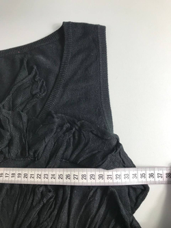 Жилет трикотажный, визуально на 42 размер