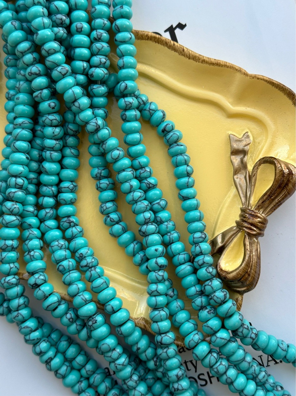 Нить бусин из говлита 8мм, рондель