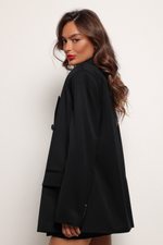 Жакет двубортный черный