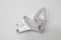 50600-K94-T00. HOLDER, R. STEP. Honda CB125, CB150R, CBF125N, CBF150N