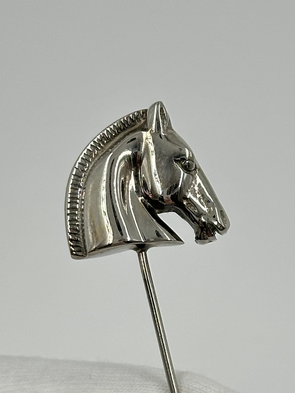 Брошь булавка в виде головы лошади Hermes