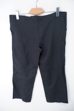 Капри черные из льна 42 размер, новые